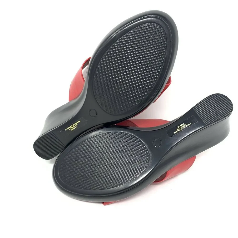 NIB Easy‎ Street Women's Benita Wedge Sandal Red Patent 7.5 X-Wide